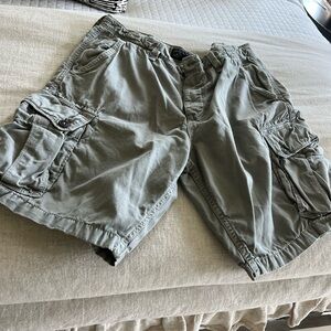 Men's Gray Cargo Shorts